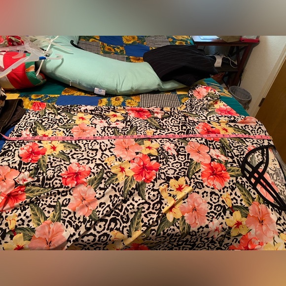 Ladies tunic. Southern Charm. Size XXL. - Picture 2 of 5